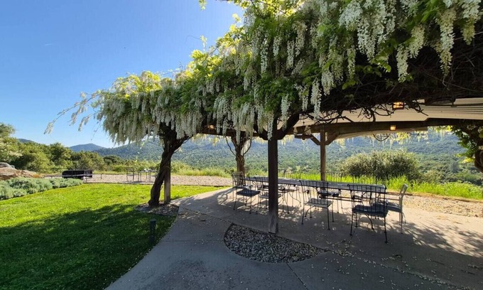 Ahwahnee Cabin | 13-Acres Fairytale Sunset Villa with Hot Tub, Firepit, BBQ, EV Charger