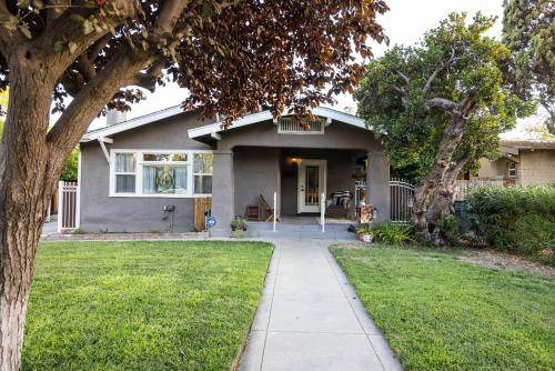 Fresno Bed & Breakfast | 14 m² Bed and breakfast ∙ 2 guests