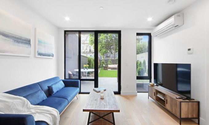 Greenpoint House | 149BK-101 New construction 2BR Private garden W-D