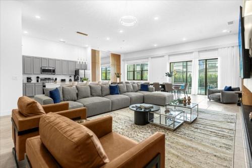 Fairvilla House | 15 Bedrooms 15 Bathrooms Paradiso Grande 6313SS