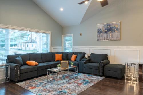 Aston House | 15 Minutes from PHL Airport - Cozy & Modern Rancher Style Home