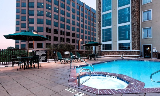 Shearer Hills - Ridgeview Condo | 15 Minutes from the Riverwalk! | Free Breakfast + Outdoor Pool and Hot Tub