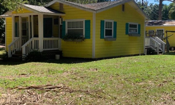 Yankeetown Cabin | 15) Mocking Bird Cottage
