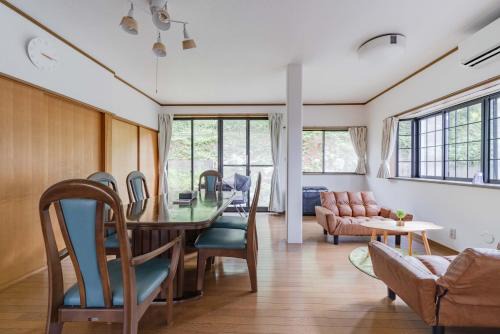 Chikushino Apartment | 15 people can stay in a house