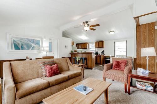 West Columbia House | 15mins to Downtown- Adorable on Taylor Both Units