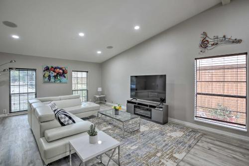 Garland House | 16 Mi to Lake Ray Hubbard Garland Family Home
