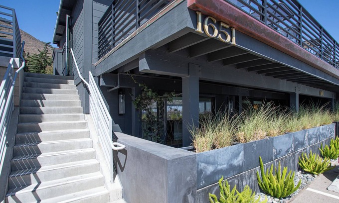 Shell Beach House | 1651 Shell Beach Rd in Shell Beach