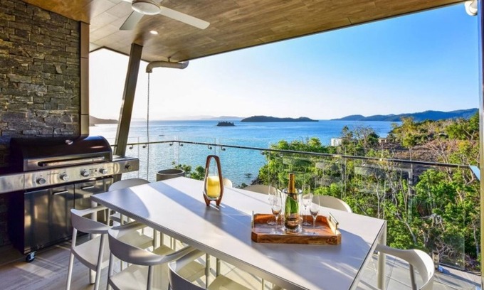 Hamilton Island Apartment | 17 Hidden Cove, Hamilton Island