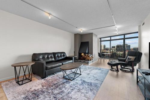 LoDo Apartment | 1777 Larimer St #903