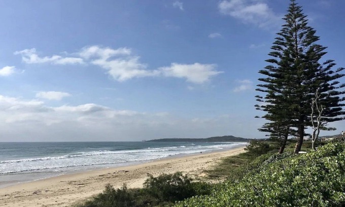 Wooli House | 18 on Main - Beach front property