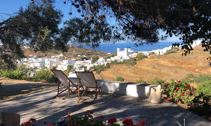 Sifnos House | 1875 residence with panoramic views and garden