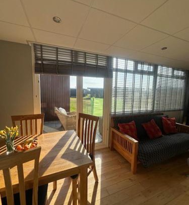 Chichester Ski Chalet | 19 Toledo, Selsey Country Club