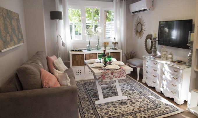 Cervantes House | 1964 Nice house in the center of Granada