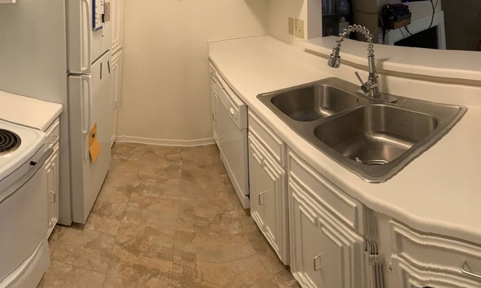 Barton Hills Apartment | 1BD/BA unit, walkable to Barton Springs/Zilker, heart of downtown