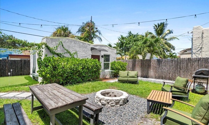 Parker Ridge Cottage | 1BR/1BA Design District Cottage - 8 Min drive from Downtown WPB