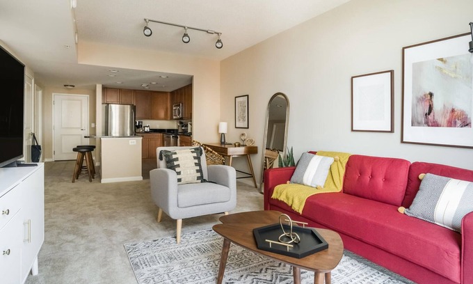 Eisenhower East Apartment | 1BR in Alexandria w/ Gym and Pool