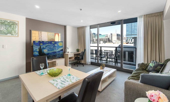 Adelaide Central Business District Apartment | 1BR Retreat in the Heart of North Terrace WiFi
