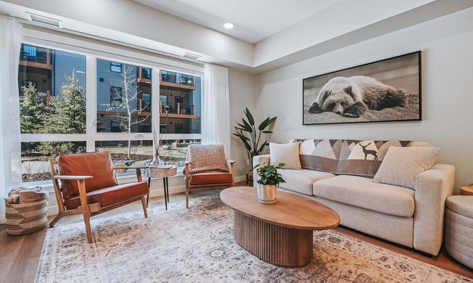 Dead Man's Flats Apartment | 1st Floor 2 Bedroom Suite