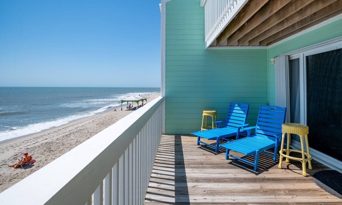 Kure Beach Condo | 1st Floor Townhouse - Oceanfront with Pools