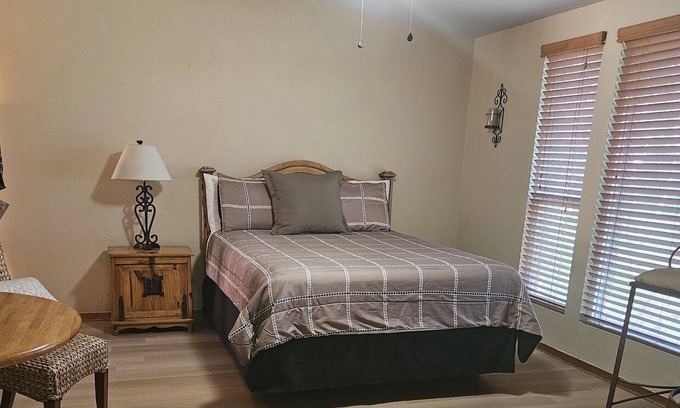 Silver Creek Village Apartment | 2 bdr 1 bath overlooking beautiful Lake Buchanan