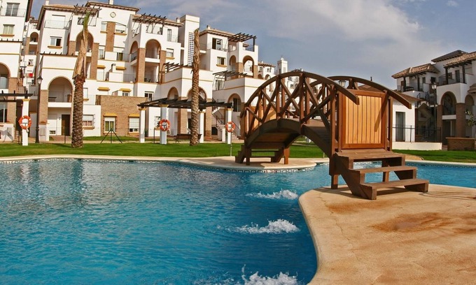 Vera Apartment | 2-Bed Apartment Close to the Beach with Pools and Spa, A/C and Wi-Fi