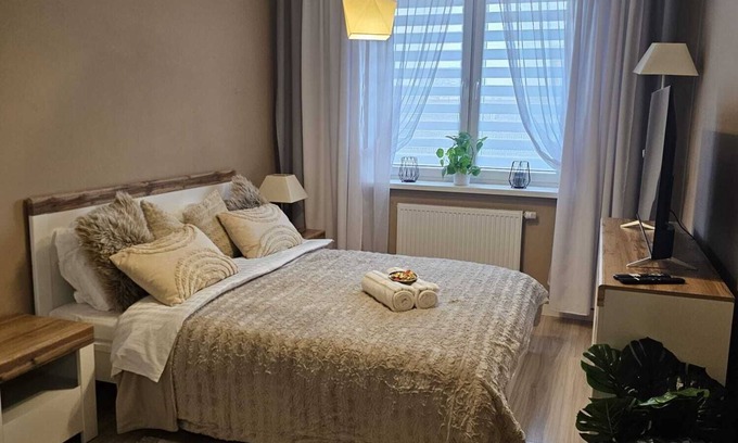 Zyrardow Apartment | 2 Bed Apartment in Zyrardow