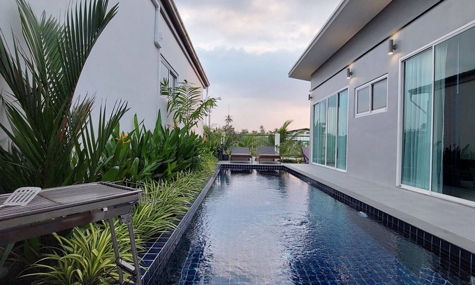 Phra Pradaeng Villa | 2 Bed Green Lung Pool Villa Surrounded by Nature