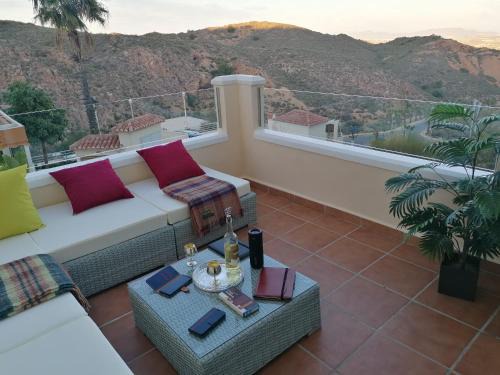 Bedar House | 2 Bed House Sleeps 4 - Pool Sea Views Parking