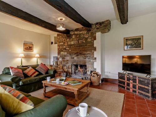 Llanover House | 2 Bed in Llanover 91242