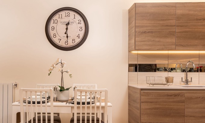 Woolwich Riverside Apartment | 2 Bed LT Apartment 01-Superior-Apartment-Ensuite