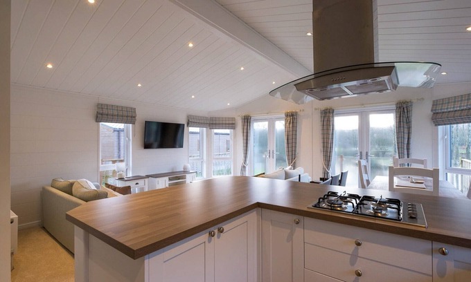 Knott End-on-Sea Cabin | 2 bedroom accommodation in Forton, near Preston