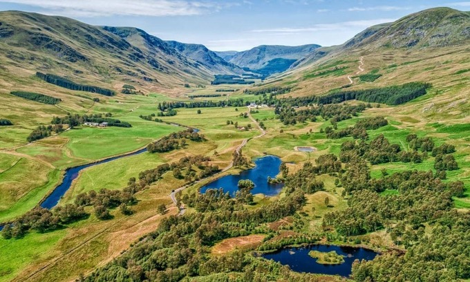 Clova Ski Chalet | 2 bedroom accommodation in Nr Kirriemuir