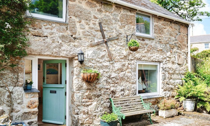 Chysauster Cottage | 2 bedroom accommodation in Nancledra, near St Ives