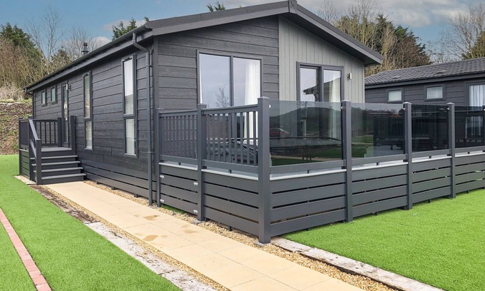 Edingworth Cabin | 2 bedroom accommodation in Edingworth