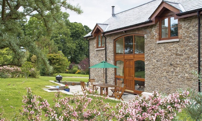 Westleigh Cottage | 2 bedroom accommodation in Webbery, near Bideford