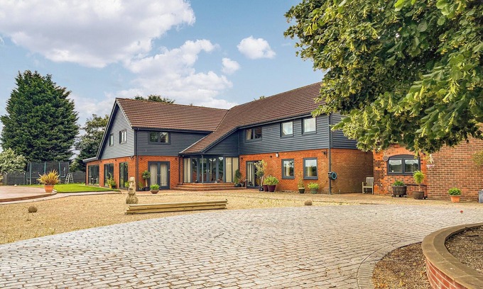 Langold Cottage | 2 bedroom accommodation in Derby