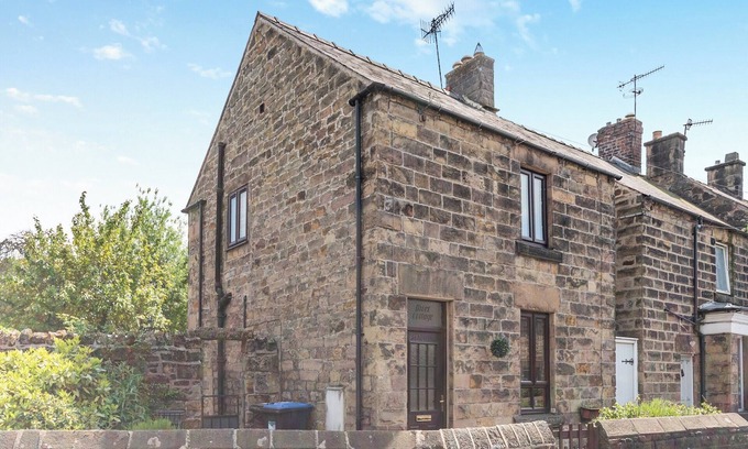 Matlock Cottage | 2 bedroom accommodation in Darley Bridge, near Matlock