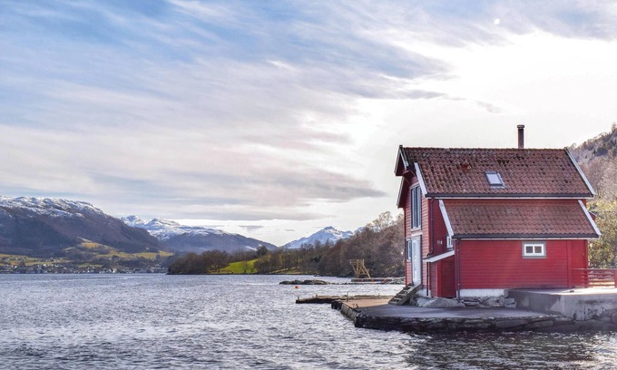 Vindafjord House | 2 bedroom amazing home in ølensvåg