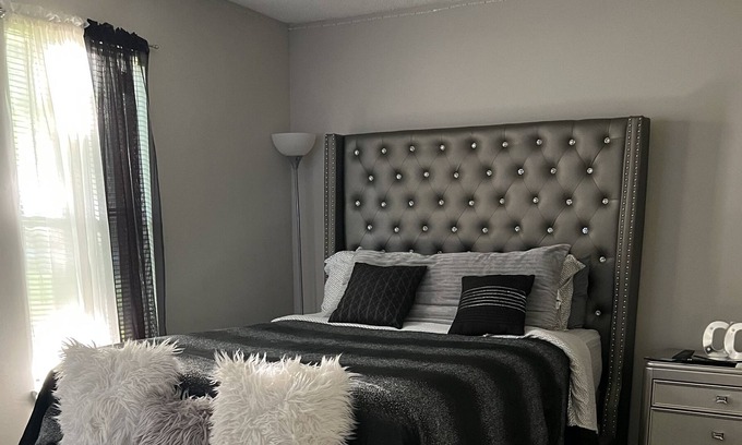 Sandy Springs Apartment | 2 Bedroom Apartment In Atlanta