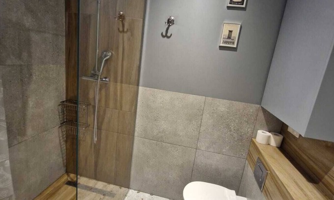 Srodmiescie Połnocne Apartment | 2-bedroom apartment in brilliant Warszawa with WiFi