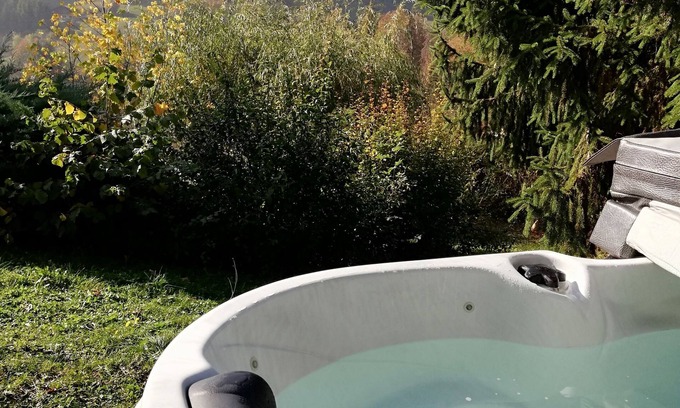 Serraval Apartment | 2-bedroom apartment with PRIVATE JACUZZI close to ski resorts with breathtaking views