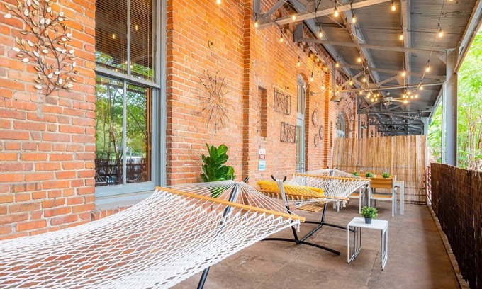 Downtown Apartment | 2 Bedroom Apartment with Large Patio, Hammocks