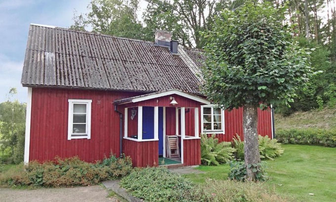 Laholm Municipality House | 2 Bedroom Beautiful Home In Knäred