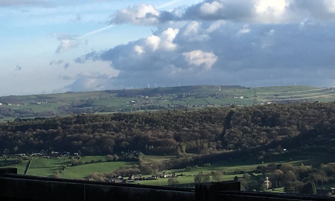 Halifax House | 2 bedroom house with easy access to Pennines