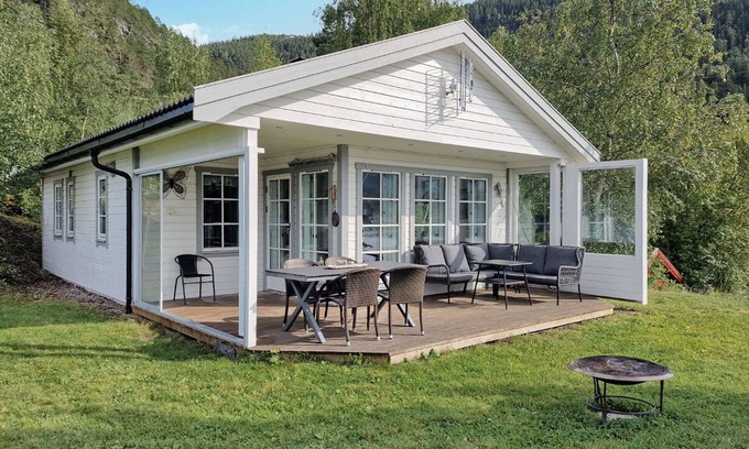 Stjordal House | 2 bedroom nice home in Skatval