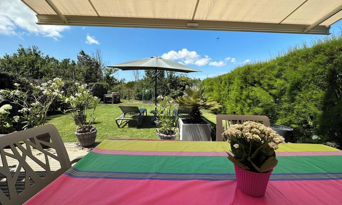 Le Chateau-d'Oleron House | 2 Bedroom Private vacation home in Le Château-d'Oléron