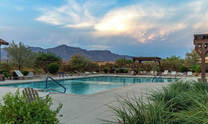Gold Canyon House | 2 Bedroom plus Office Gem in Gold Canyon