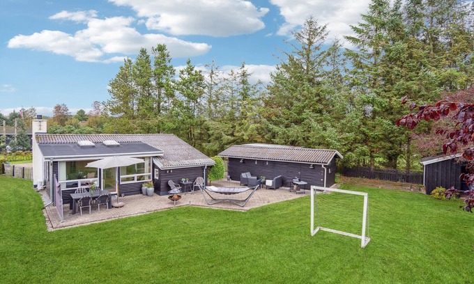 Hou House | 2 bedroom stunning home in Hals