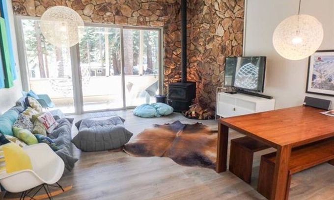 Mammoth Lakes House | 2 bedroom Townhouse in Tyrolean Village