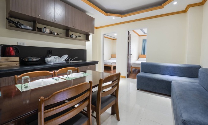 Baguio Condo | 2 Bedroom Unit w/Breakfast for 2
